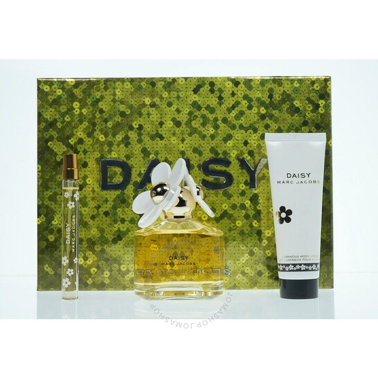 Marc Jacobs Daisy 3-Piece Gift Set for Women – 3.3 oz EDT Spray, 2.5 oz Body Lotion, 0.34 oz EDT Spray 