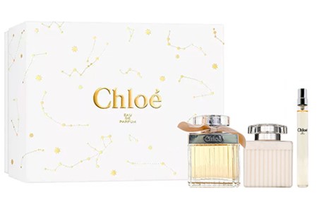 Chloe Women Gift Set Signature – 3 Pieces: 2.5 oz EDP Spray, 3.4 oz Body Lotion, and 0.33 oz EDP Purse Spray. 